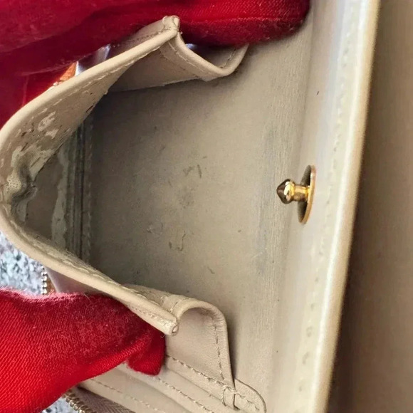 - CLouis Vuitton
Vintage 2000 Zippy Compact Wallet hand  painted converted - Picture 13 of 17